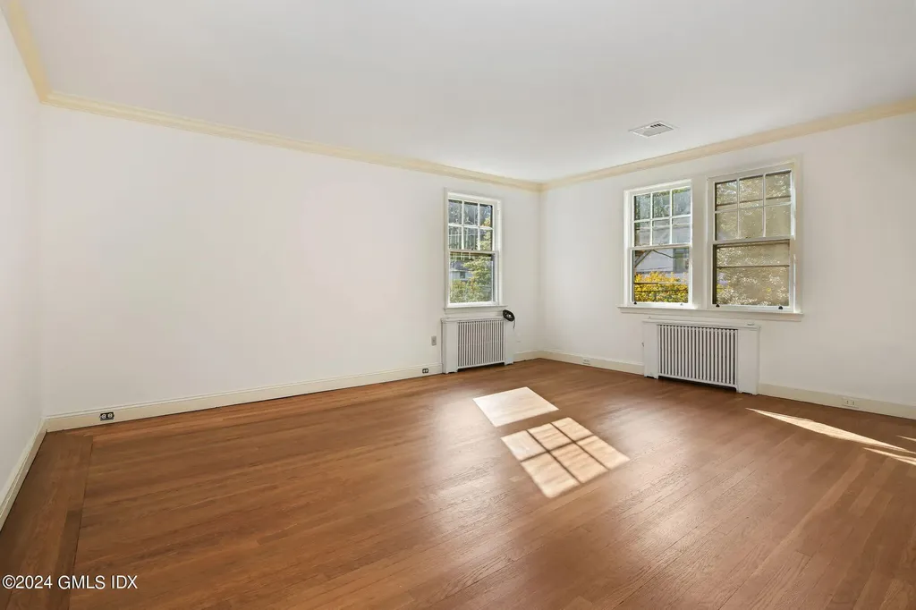 37 Orchard Drive Greenwich CT 06830