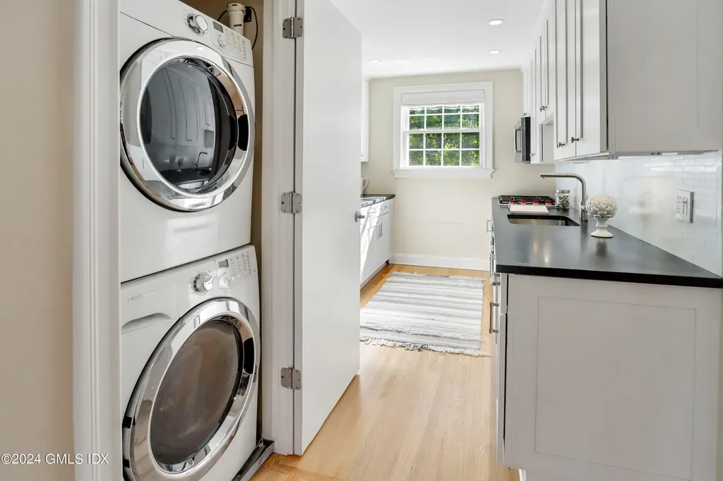 191 Putnam Park Greenwich CT 06830