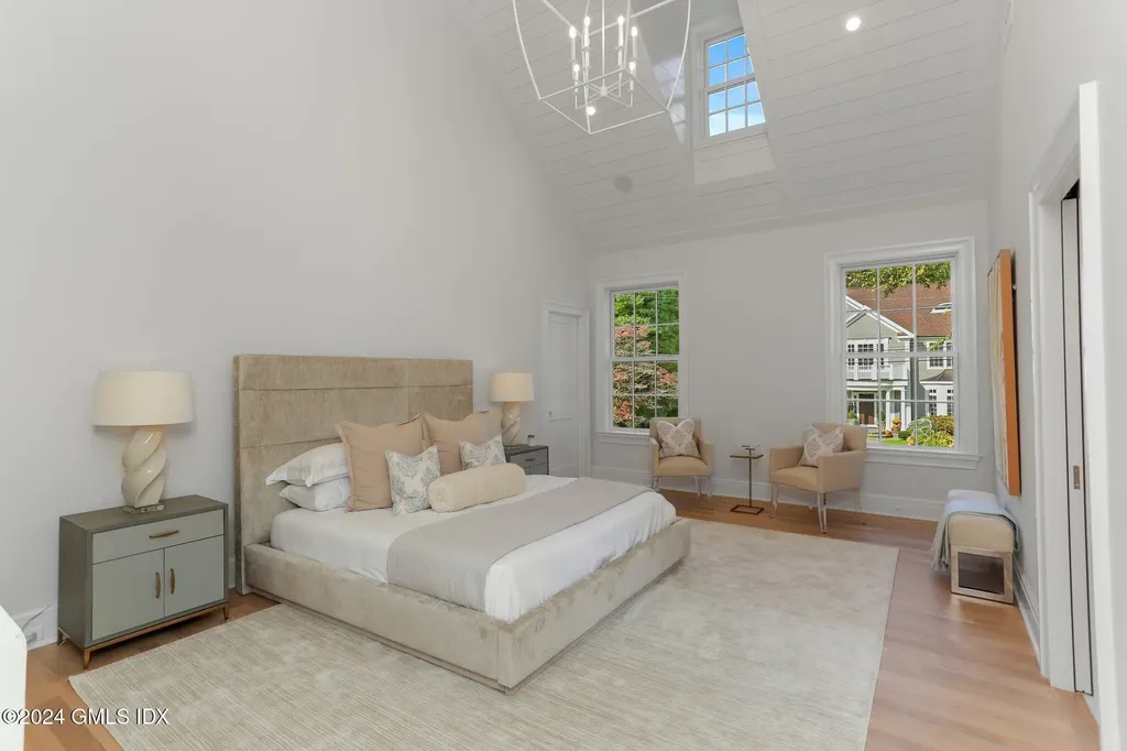 9 Dorchester Lane Riverside CT 06878