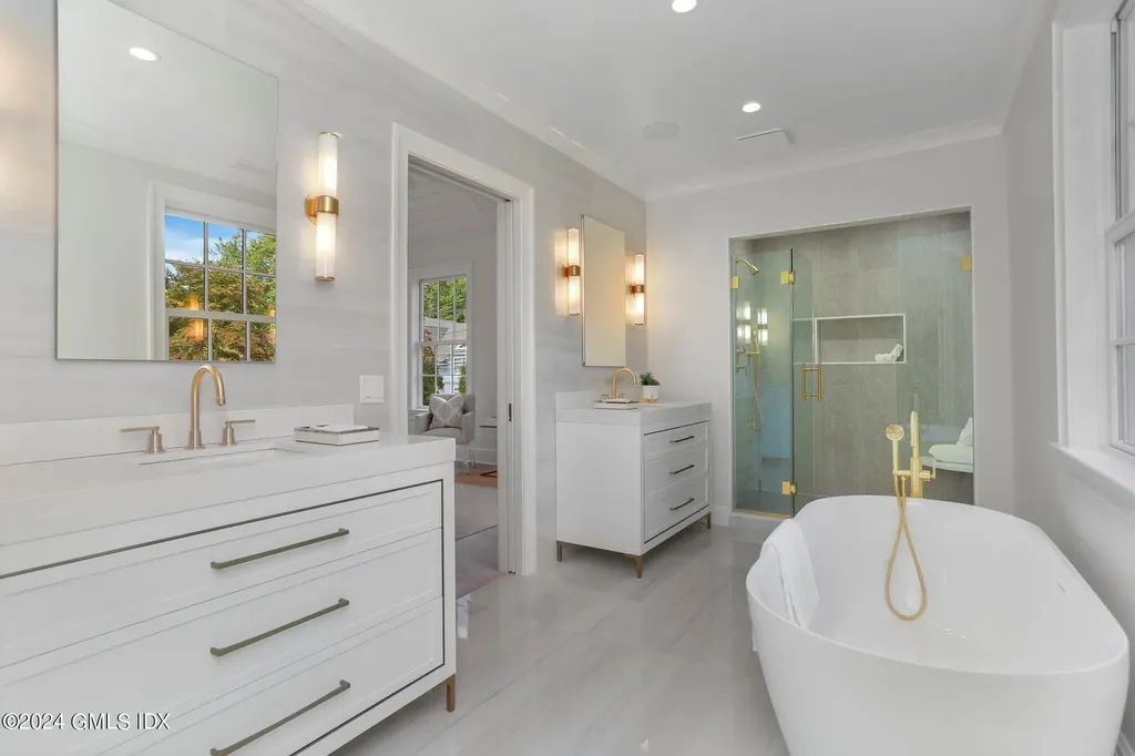 9 Dorchester Lane Riverside CT 06878