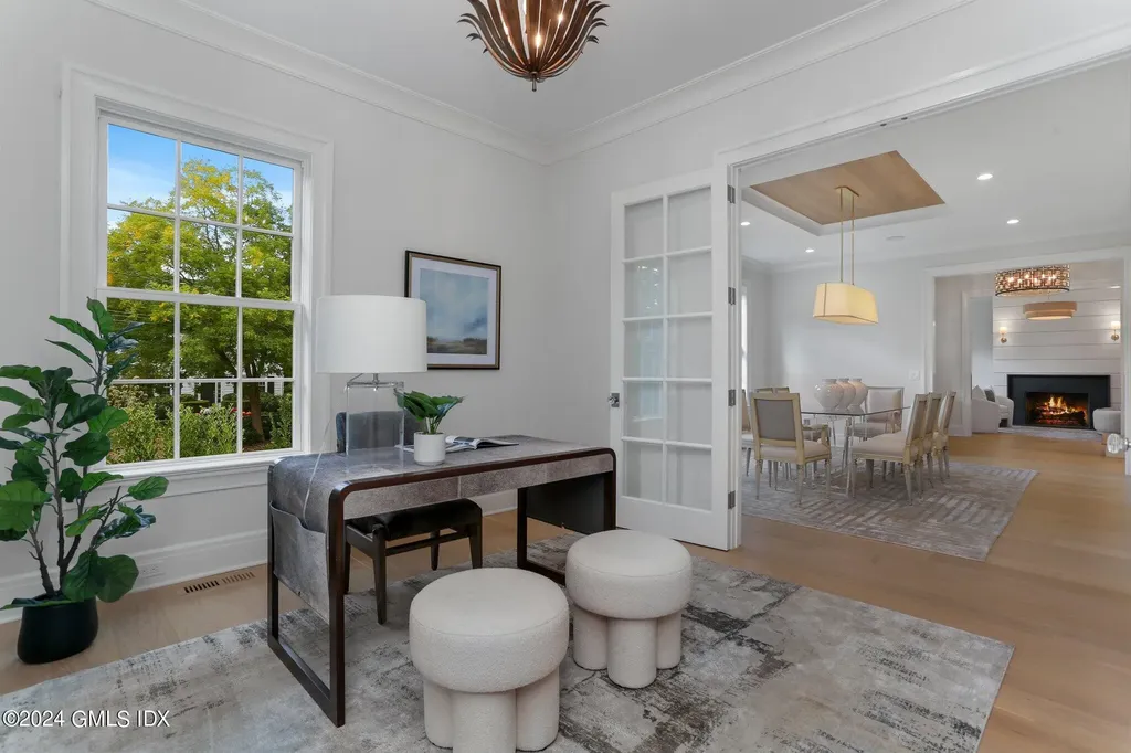 9 Dorchester Lane Riverside CT 06878