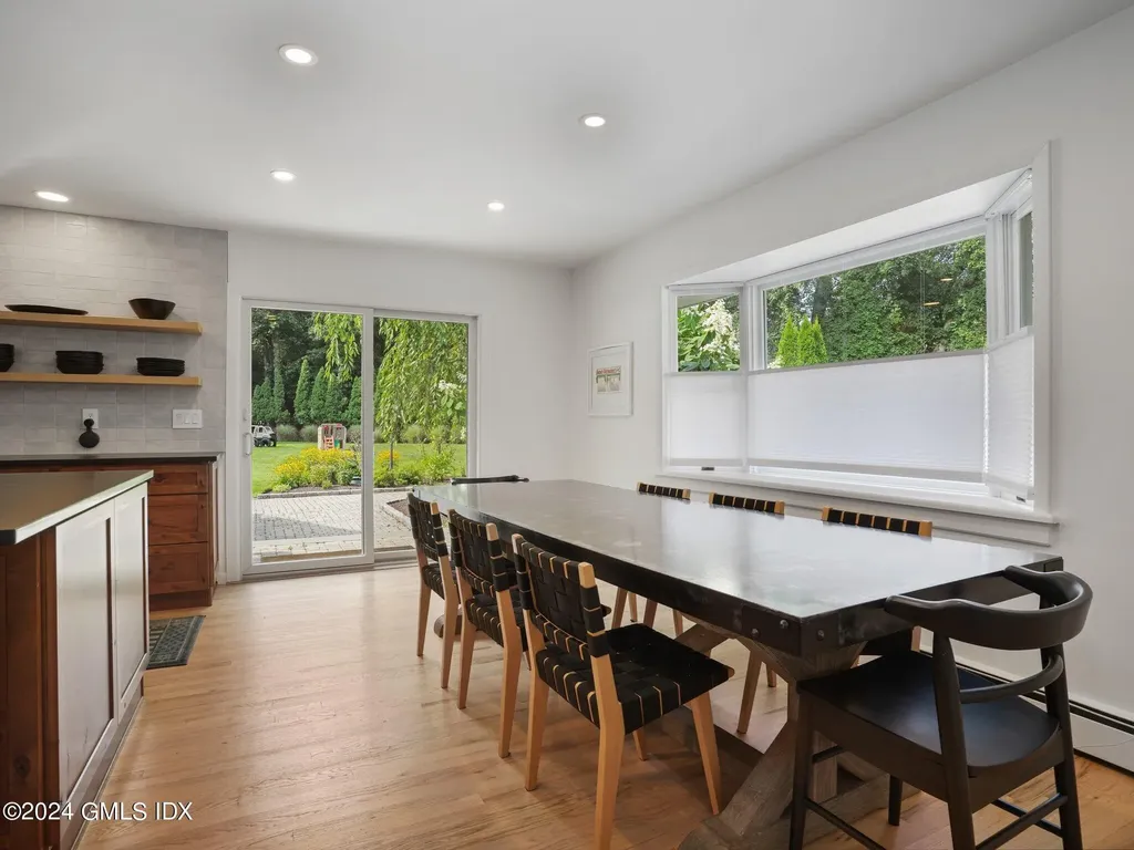 75 Carriage Drive Stamford CT 06901