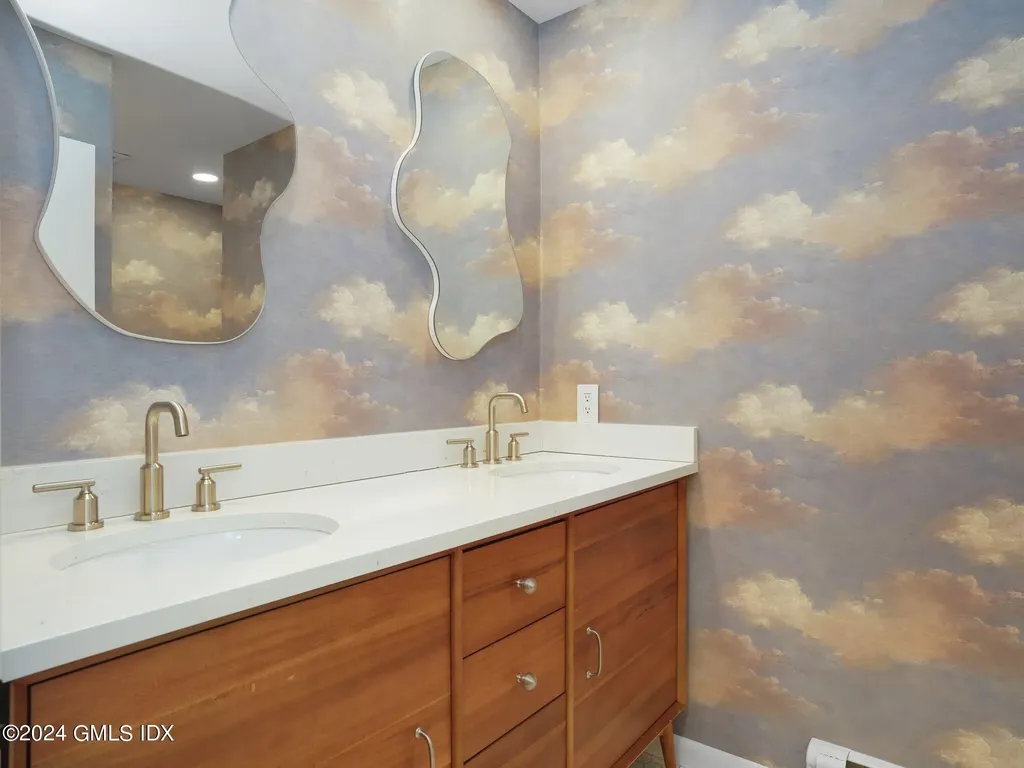 75 Carriage Drive Stamford CT 06901