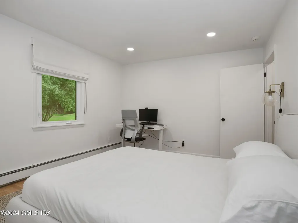 75 Carriage Drive Stamford CT 06901