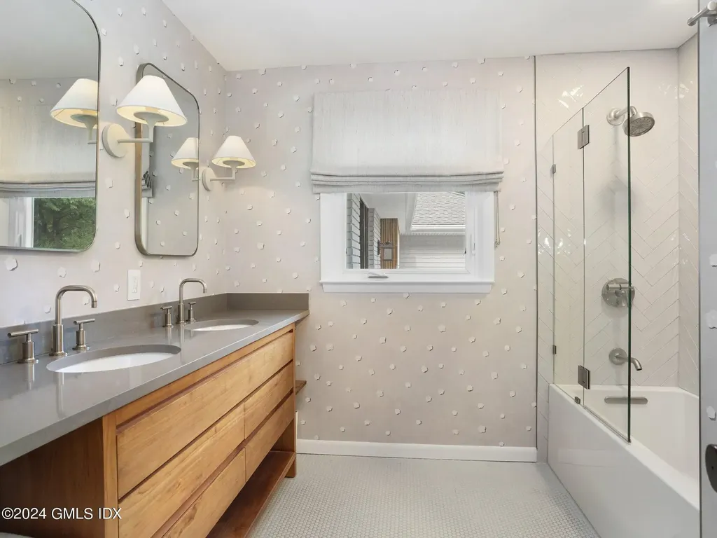 75 Carriage Drive Stamford CT 06901