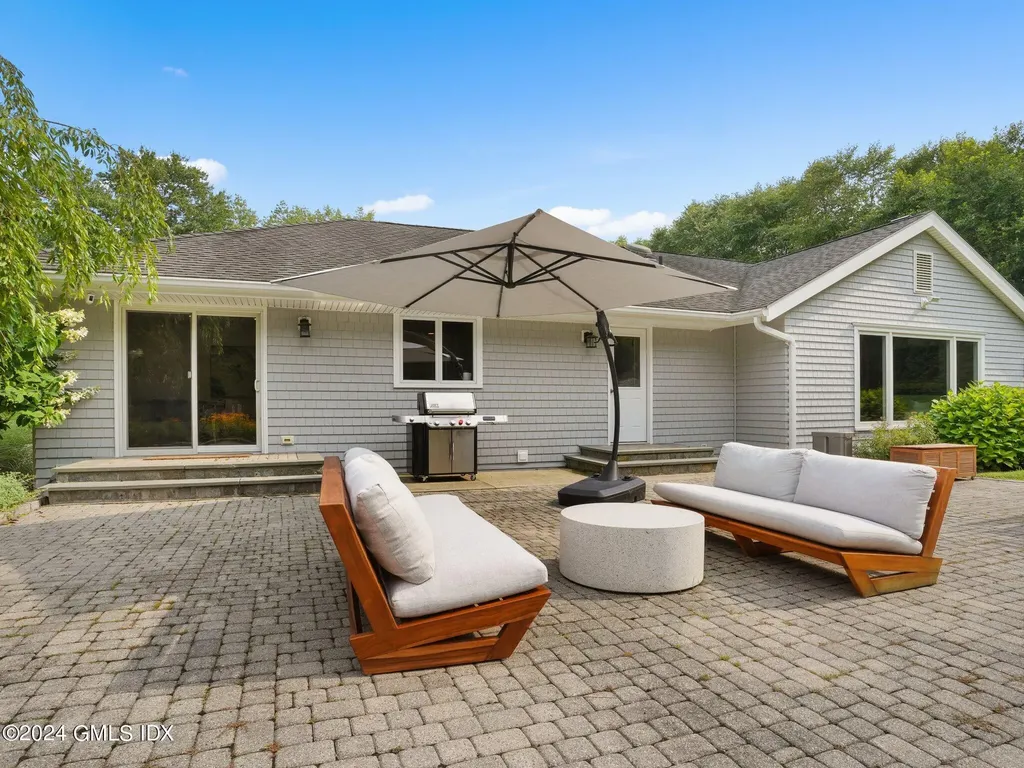 75 Carriage Drive Stamford CT 06901