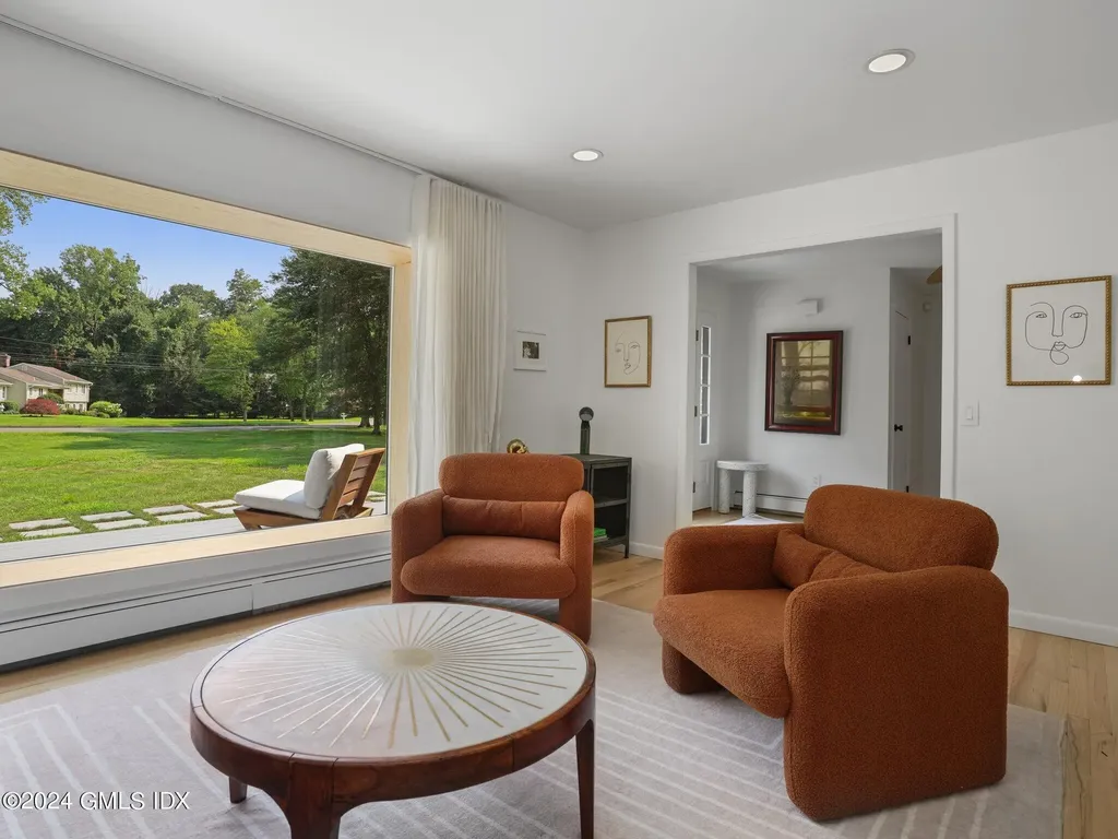 75 Carriage Drive Stamford CT 06901