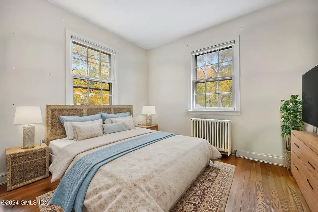 37 Barton Lane Cos Cob CT 06807