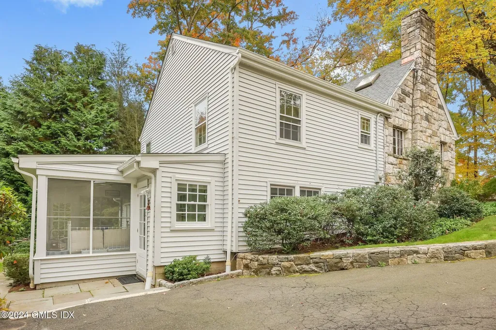 37 Barton Lane Cos Cob CT 06807