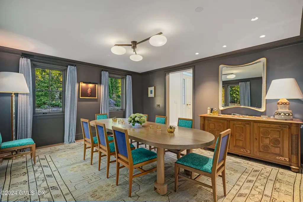 180 Round Hill Road Greenwich CT 06831