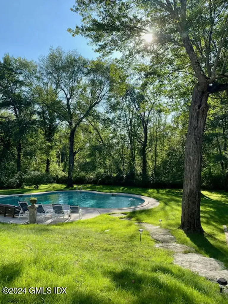 20 Cutler Road Greenwich CT 06831