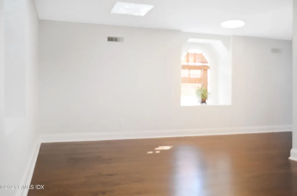 282 Bruce Park Avenue Greenwich CT 06830