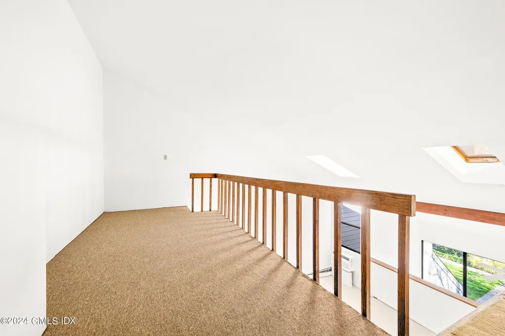 1465 E Putnam Avenue Old Greenwich CT 06870