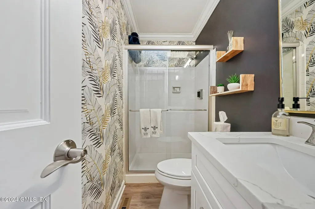 101 Fawn Ridge Lane Norwalk CT 06851