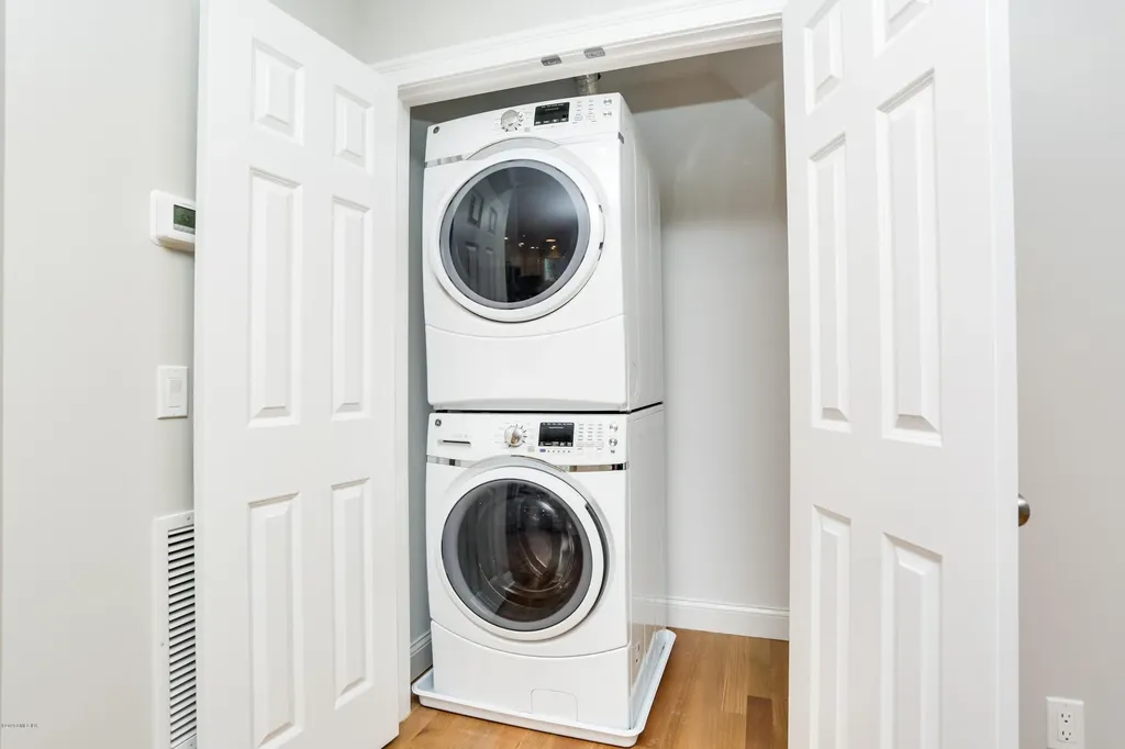 81 Cos Cob Avenue Cos Cob CT 06807