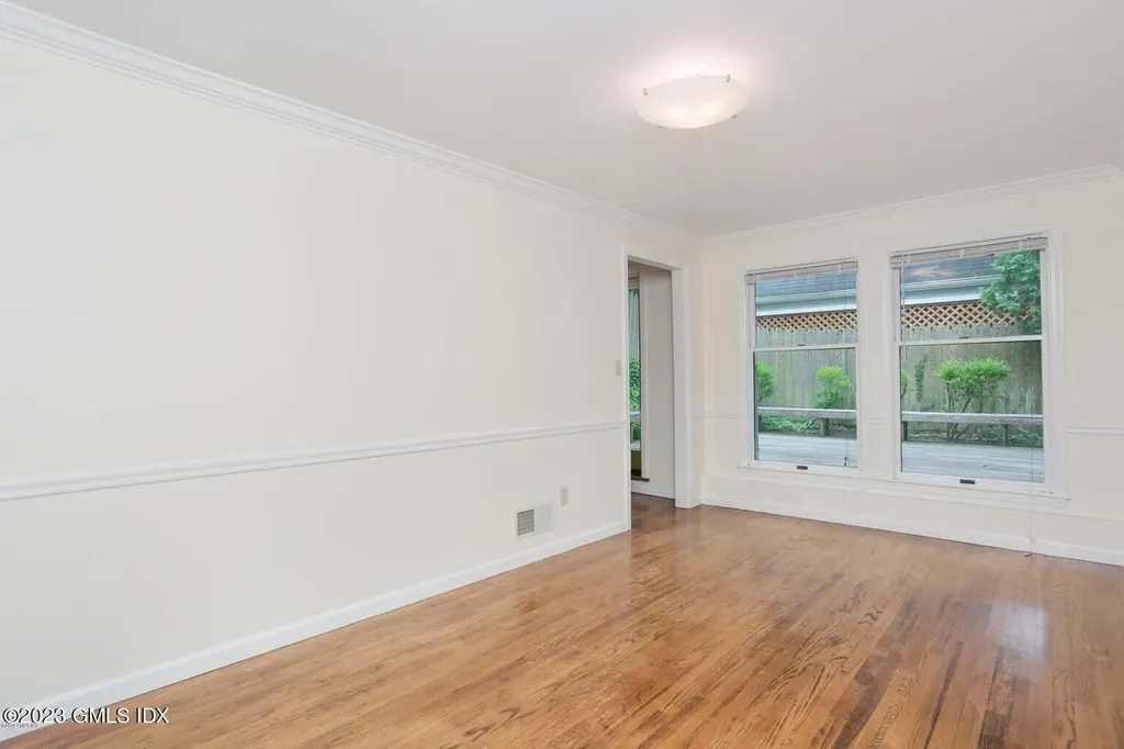 26 Lockwood Drive Old Greenwich CT 06870