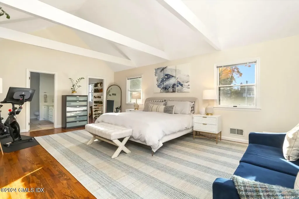 26 Lockwood Drive Old Greenwich CT 06870