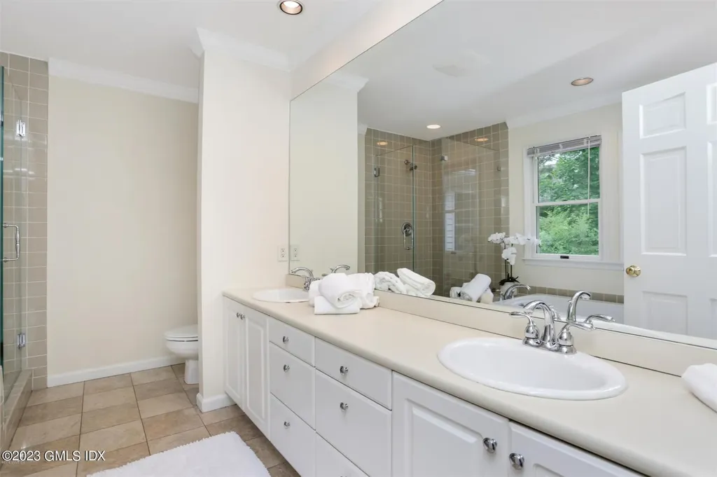 26 Lockwood Drive Old Greenwich CT 06870