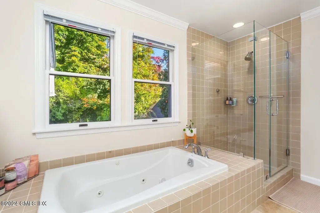 26 Lockwood Drive Old Greenwich CT 06870