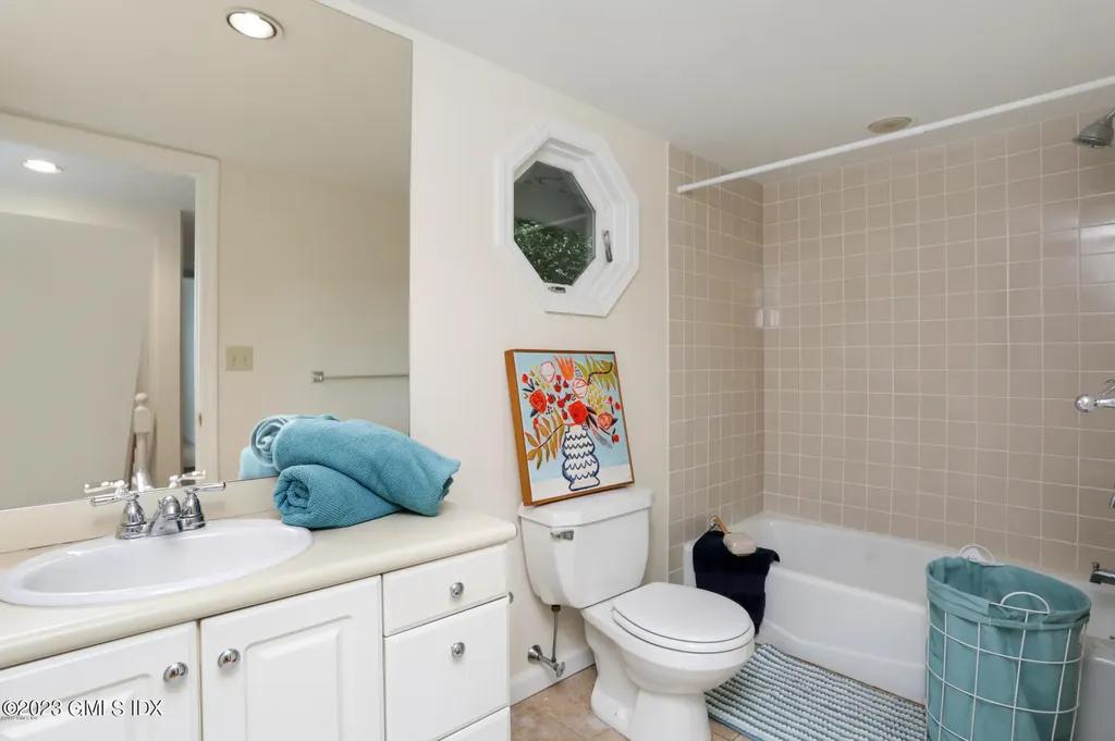 26 Lockwood Drive Old Greenwich CT 06870