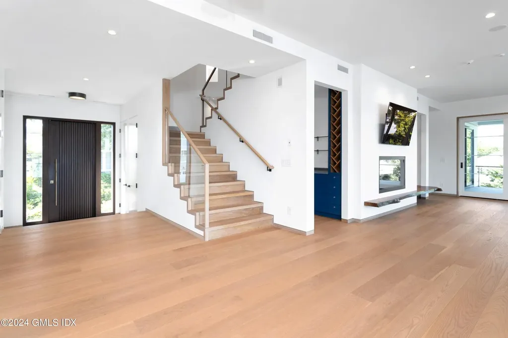 25 West Way Old Greenwich CT 06870