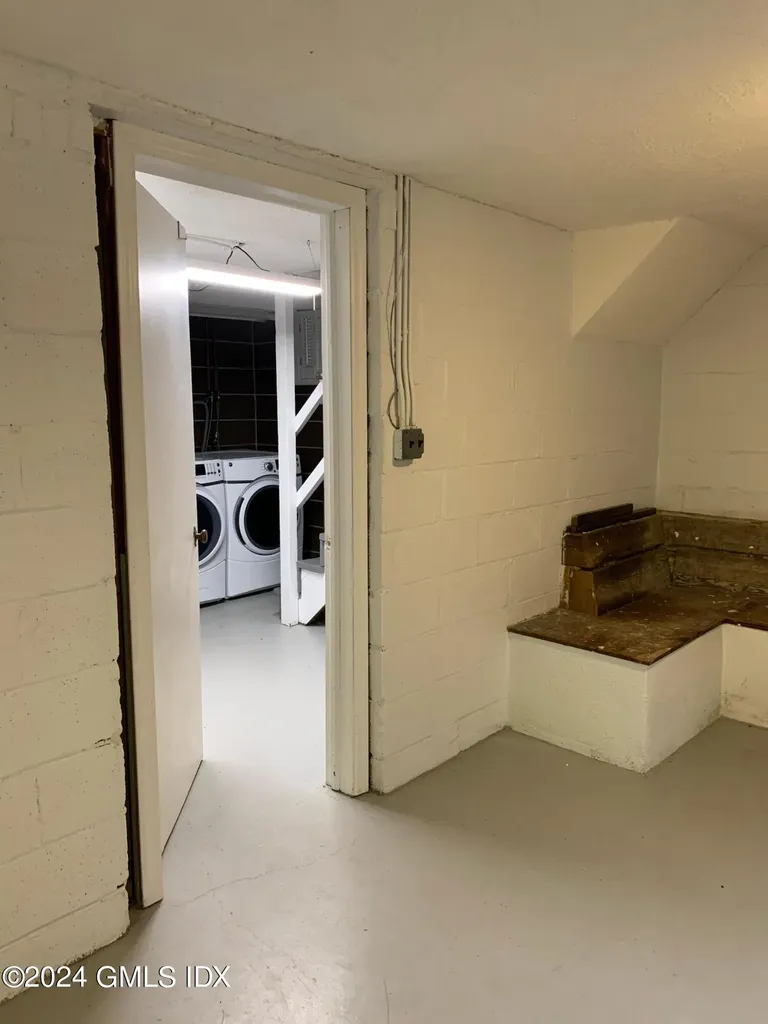 14 Idar Court Greenwich CT 06830