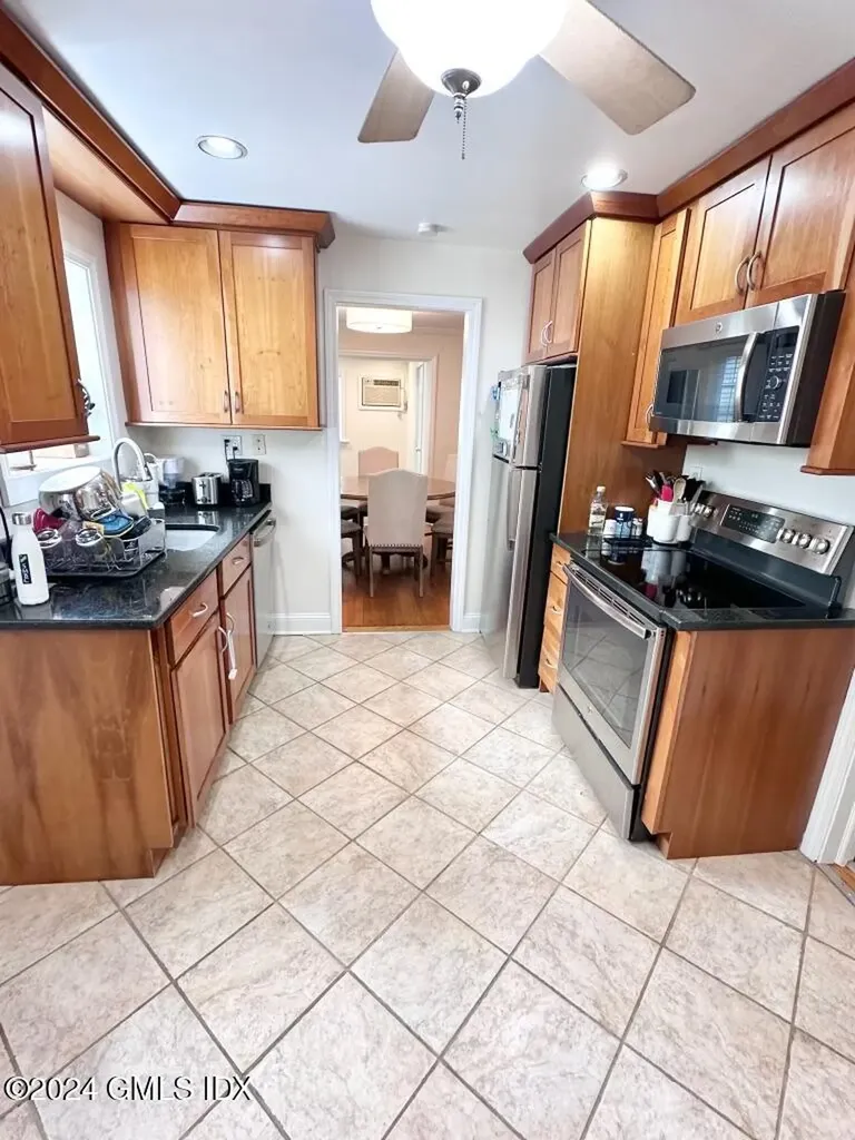 14 Idar Court Greenwich CT 06830