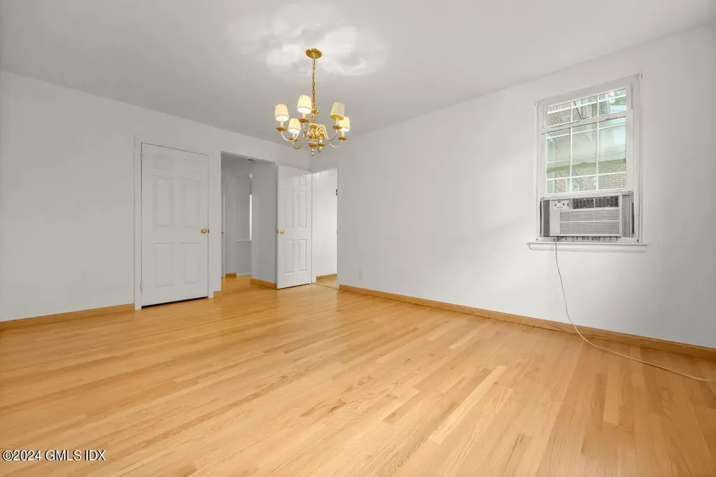 92 Putnam Park Greenwich CT 06830