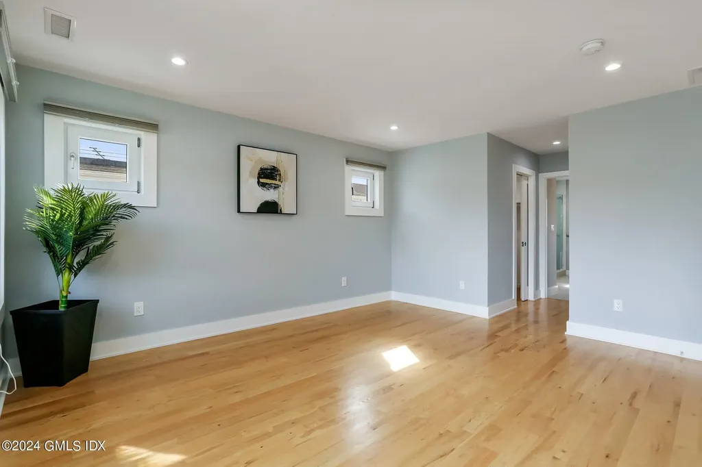 75 Euclid Avenue Stamford CT 06902