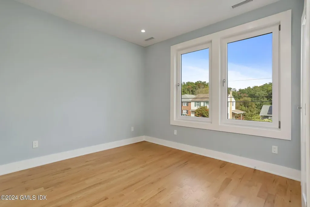 75 Euclid Avenue Stamford CT 06902