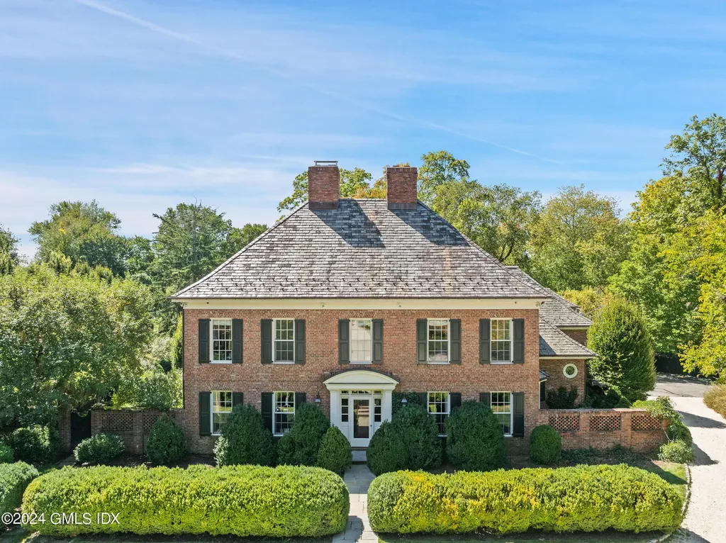 202 Round Hill Road Greenwich CT 06831