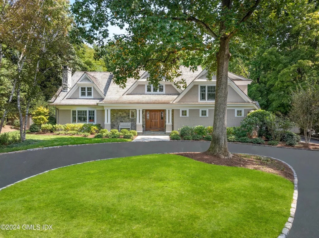 61 Indian Head Road Riverside CT 06878