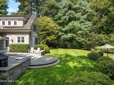 61 Indian Head Road Riverside CT 06878