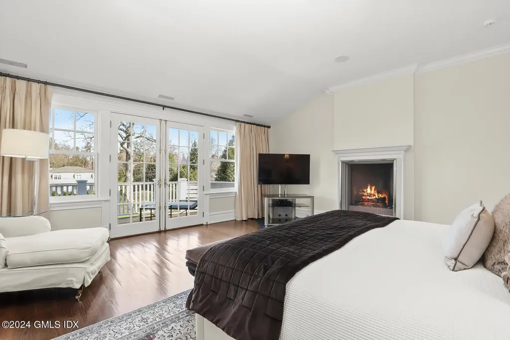 80 Meadow Wood Drive Greenwich CT 06830