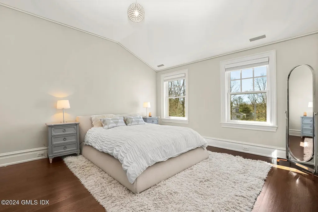 80 Meadow Wood Drive Greenwich CT 06830
