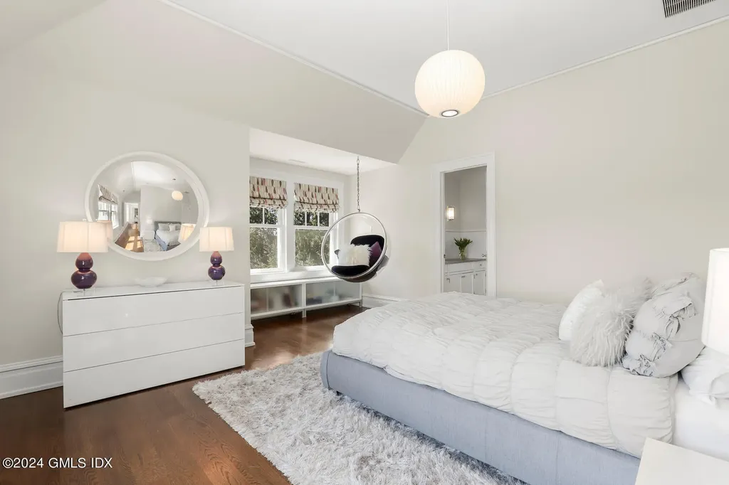 80 Meadow Wood Drive Greenwich CT 06830