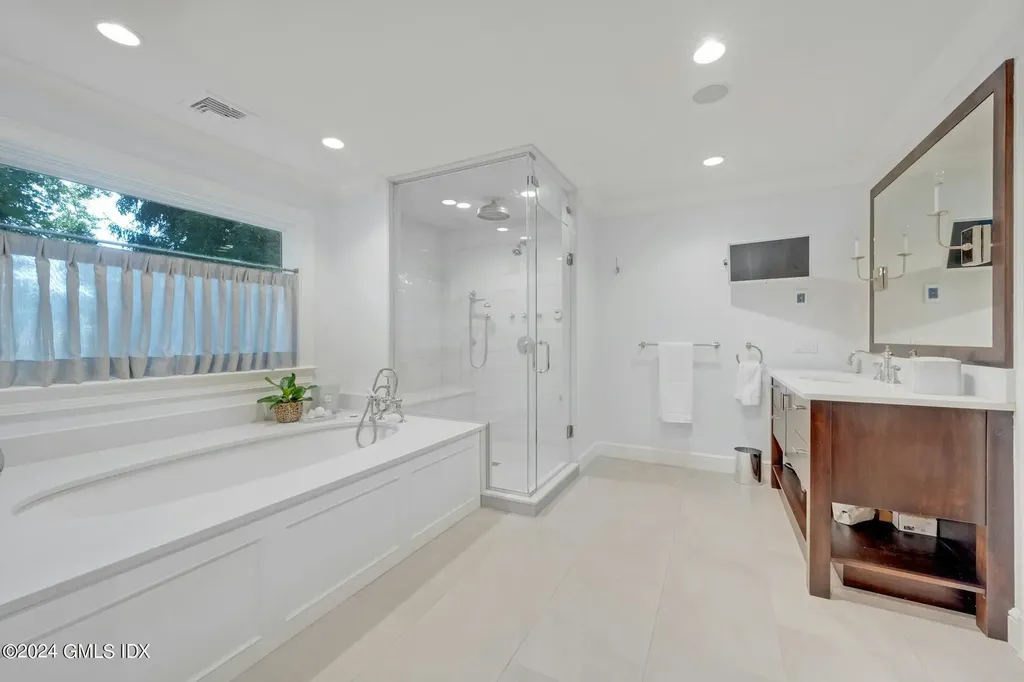219 Overlook Drive Greenwich CT 06830