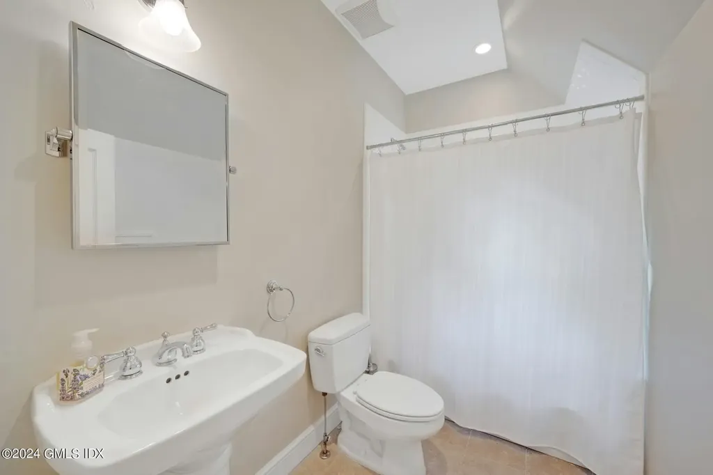 219 Overlook Drive Greenwich CT 06830