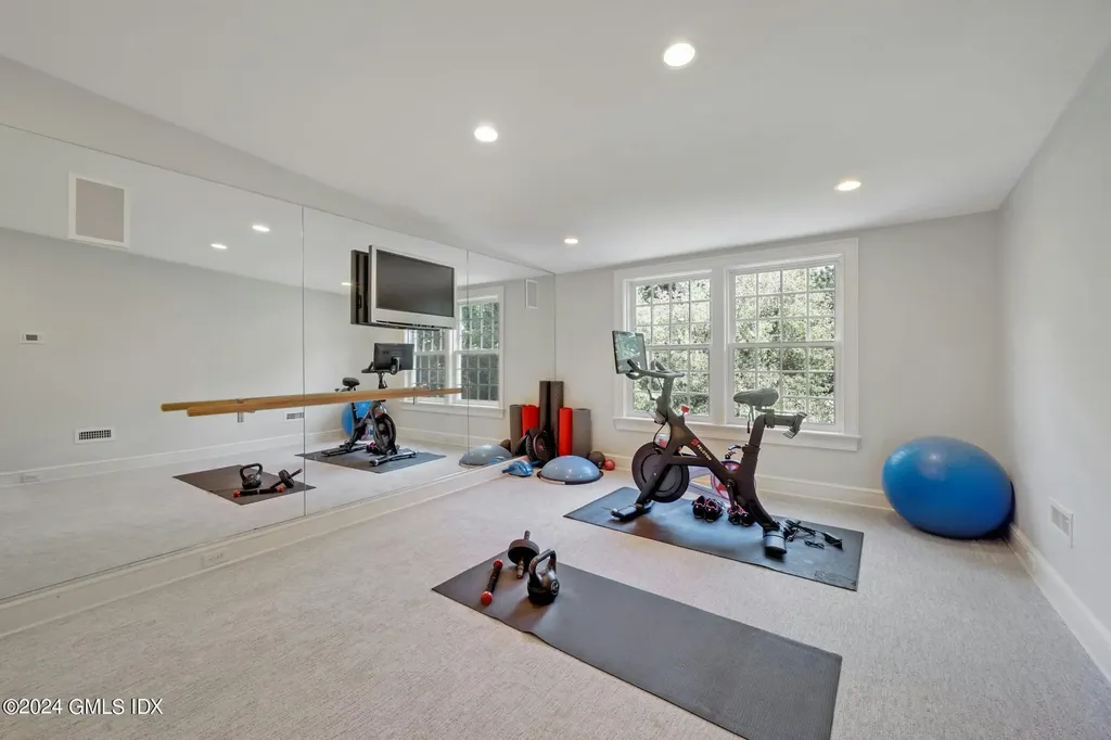219 Overlook Drive Greenwich CT 06830
