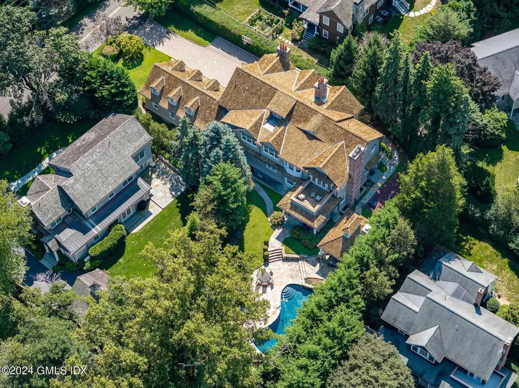 247 Riverside Avenue Riverside CT 06878