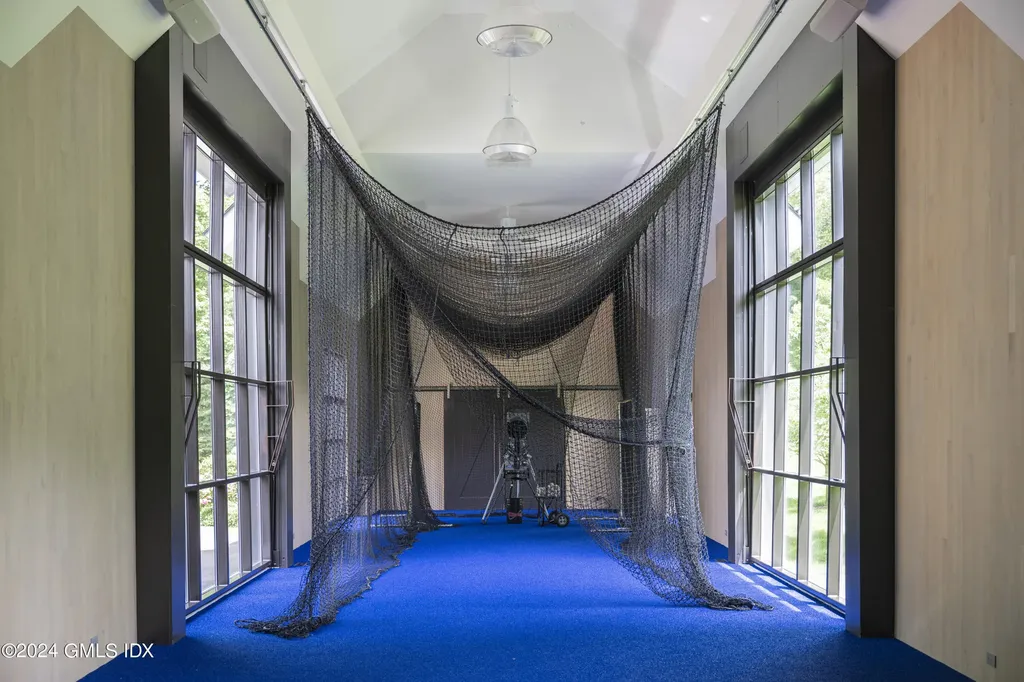 865 Hollow Tree Ridge Road Darien CT 06820