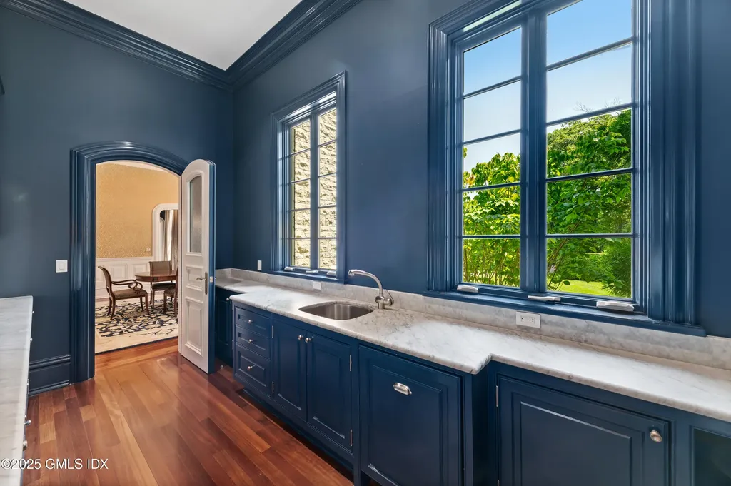 537 North Street Greenwich CT 06830