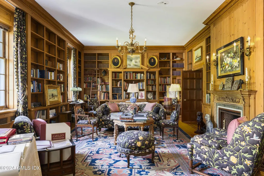 10 Cliffdale Road Greenwich CT 06831