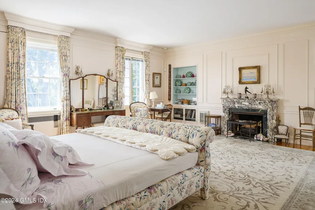 10 Cliffdale Road Greenwich CT 06831