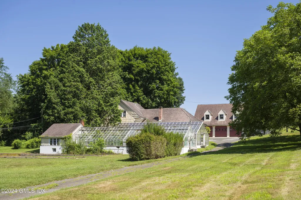 10 Cliffdale Road Greenwich CT 06831