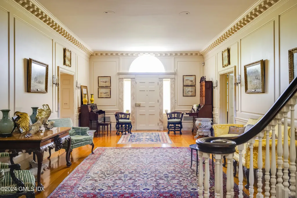 10 Cliffdale Road Greenwich CT 06831