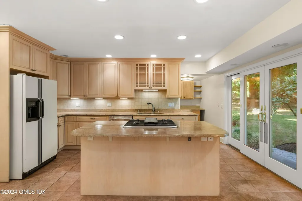 403 Stanwich Road Greenwich CT 06830