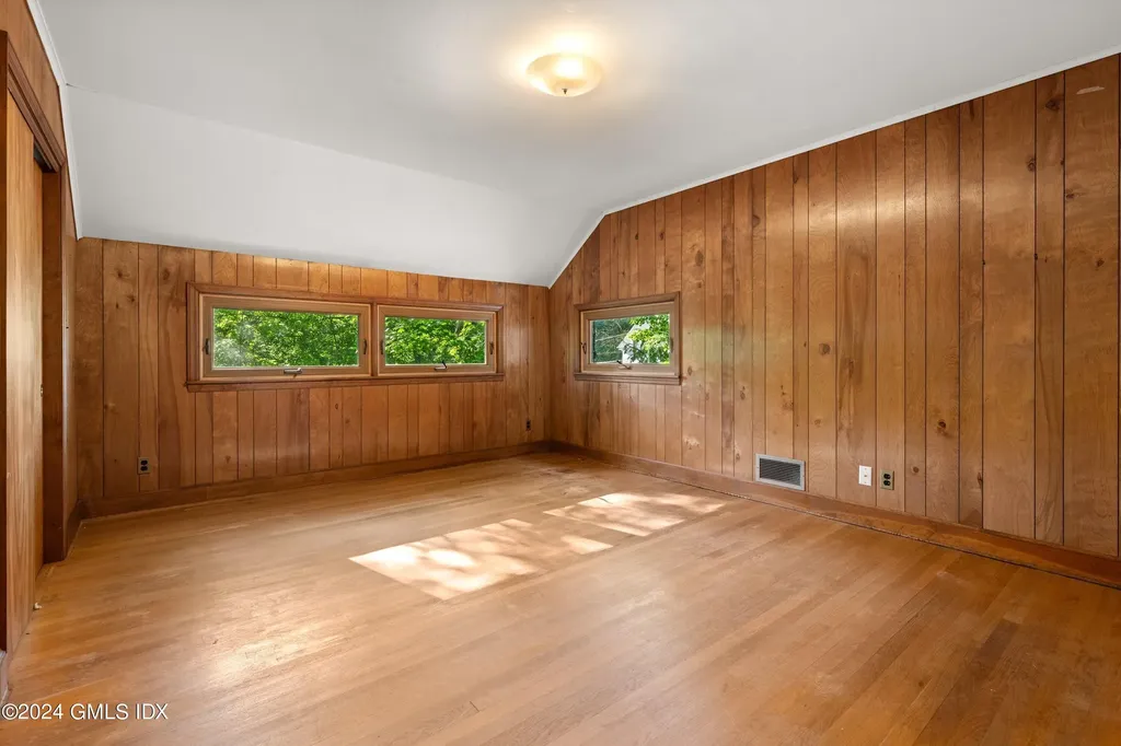 403 Stanwich Road Greenwich CT 06830