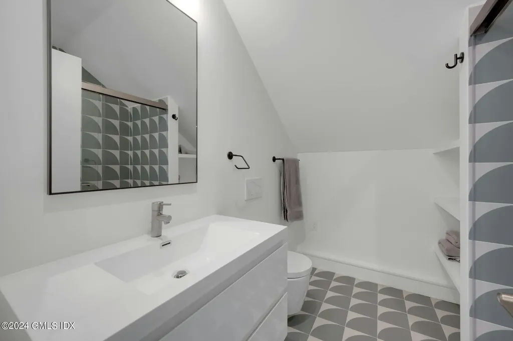 207 Poverty Hollow Road Redding CT 06896