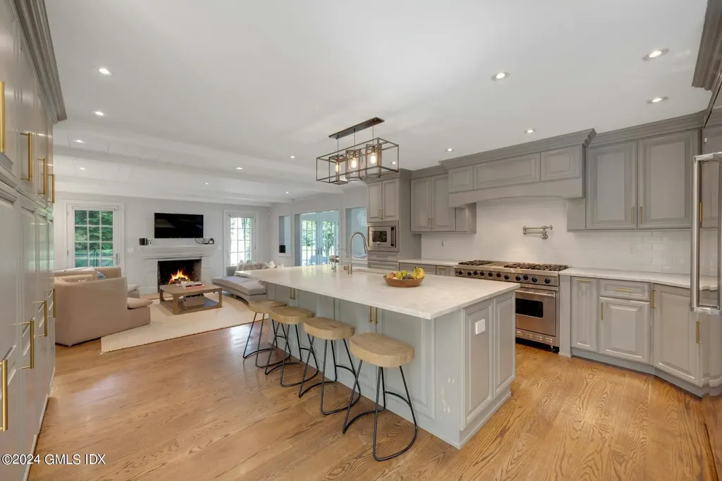 207 Poverty Hollow Road Redding CT 06896